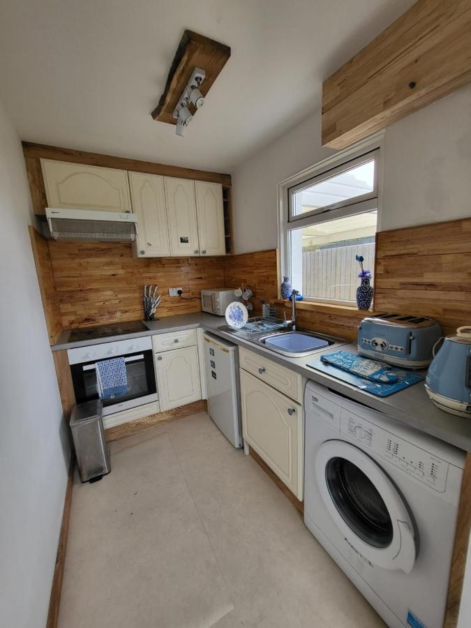 A Great Place For You And Your Dog To Stay Falmouth Exterior foto